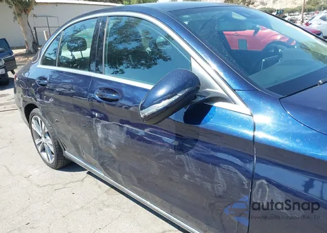 2017 Mercedes-Benz C 300 from USA, damaged, VIN 55SWF4JB9HU205246